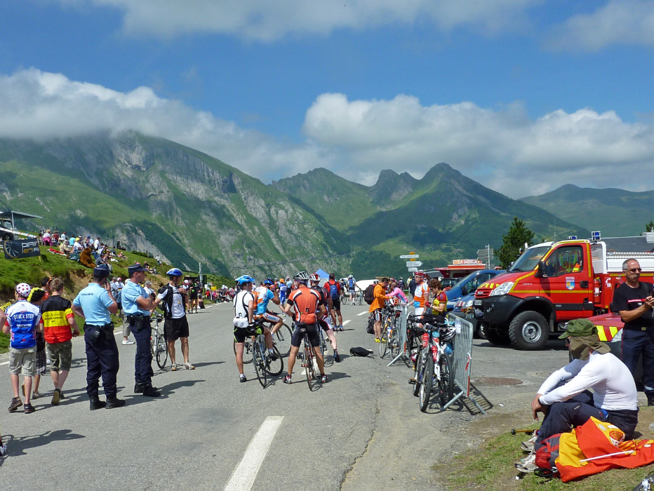 The top of the Col du Soulor and the Col d`Aubisque road