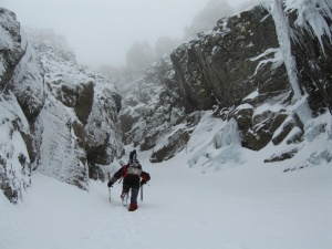 Johanneke at the entrance to No. 2 Gully, Ben Nevis, Feb 2006